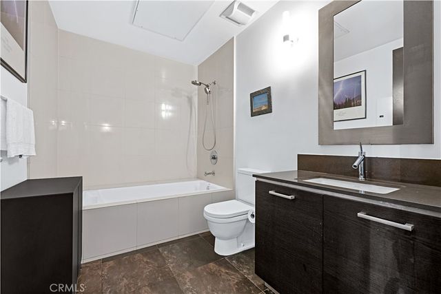 13320 Beach 203, Los Angeles, CA 90292