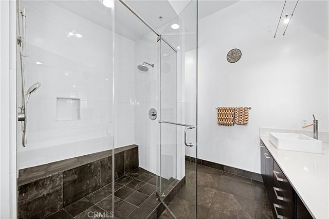 13320 Beach 203, Los Angeles, CA 90292