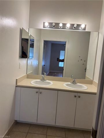8358 Bernwood Cove LOOP # 706, Fort Myers, FL 33966