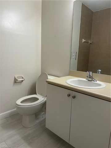 8358 Bernwood Cove LOOP # 706, Fort Myers, FL 33966