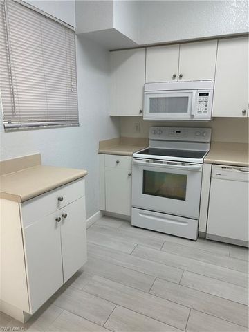 8358 Bernwood Cove LOOP # 706, Fort Myers, FL 33966