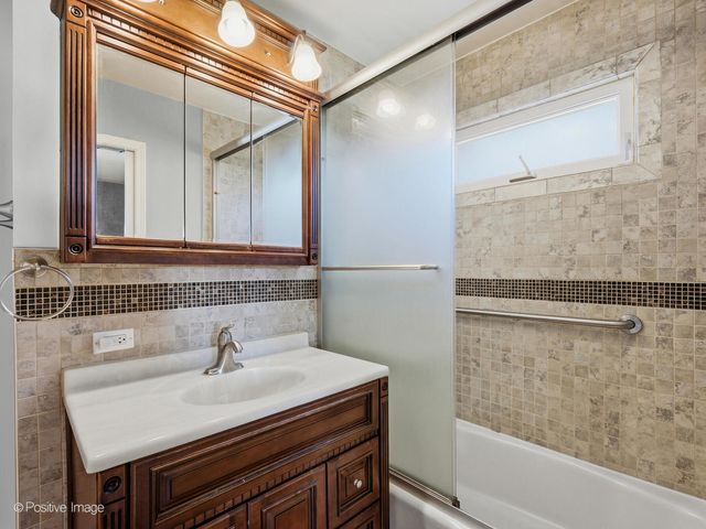 100 Dodd Avenue, Northlake, IL 60164