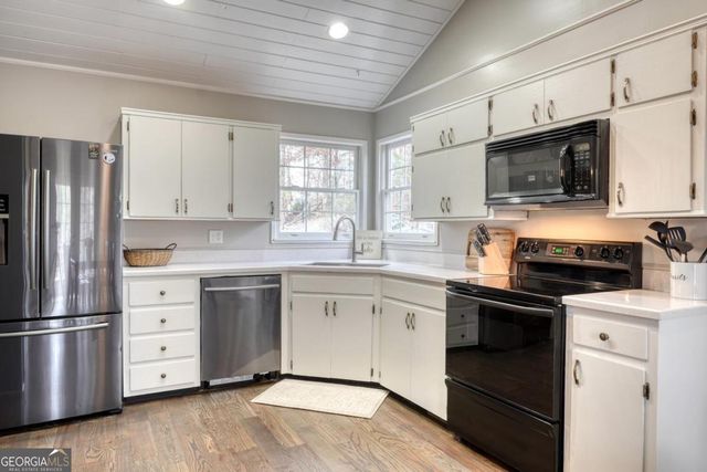 176 Madison Avenue 8, Blairsville, GA 30512