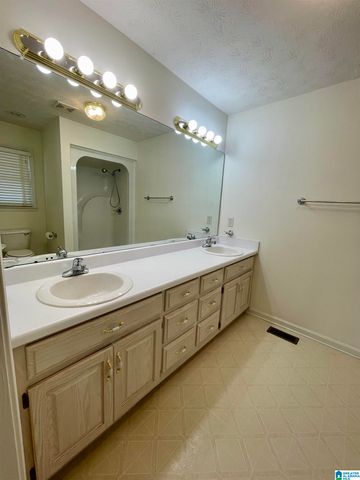 1607 PARKMAN STREET NE, Cullman, AL 35055