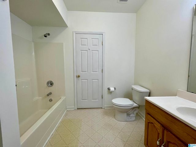 1607 PARKMAN STREET NE, Cullman, AL 35055