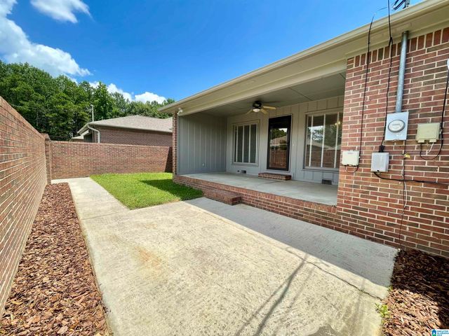 1607 PARKMAN STREET NE, Cullman, AL 35055