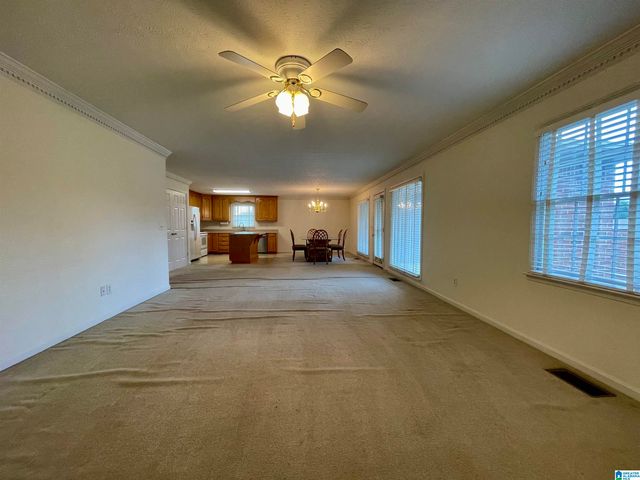 1607 PARKMAN STREET NE, Cullman, AL 35055