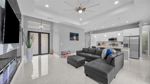 2025 NE 5th AVE, Cape Coral, FL 33909