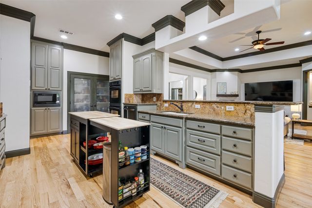 8624 Timber Drive, North Richland Hills, TX 76182