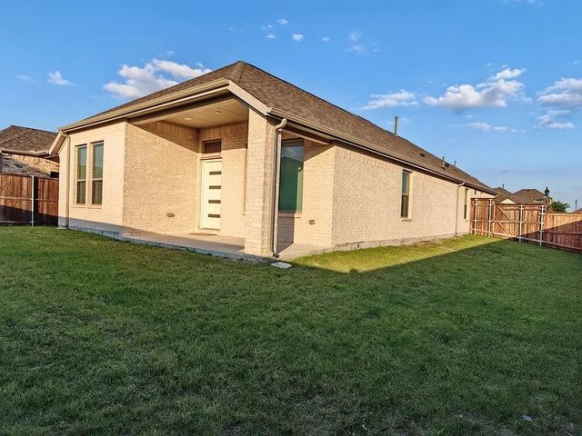 2301 Kirkstall Way, Forney, TX 75126