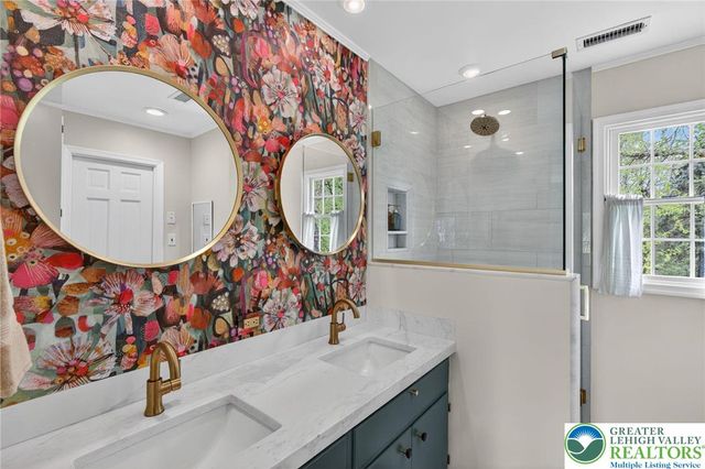 2495 Stanford Circle, Lower Macungie Twp, PA 18049
