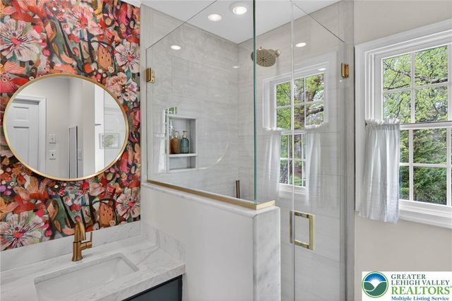 2495 Stanford Circle, Lower Macungie Twp, PA 18049
