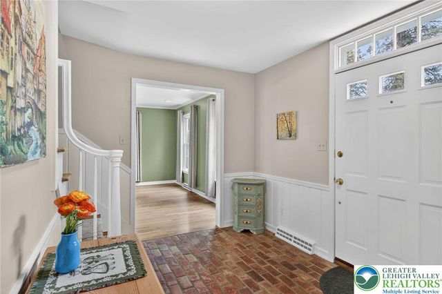 2495 Stanford Circle, Lower Macungie Twp, PA 18049