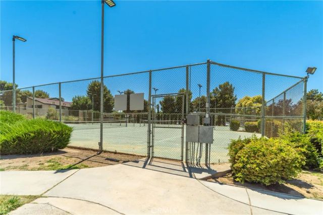 44550 15th Street East 8, Lancaster, CA 93535