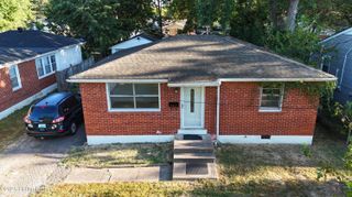 2513 Briargate Ave, Louisville, KY 40216