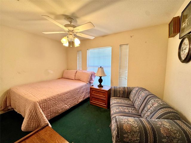 314 Rouen Drive, Port Lavaca, TX 77979