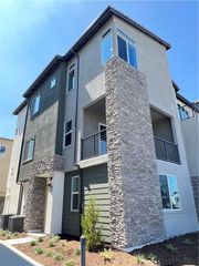 106 Abacus, Irvine, CA 92618