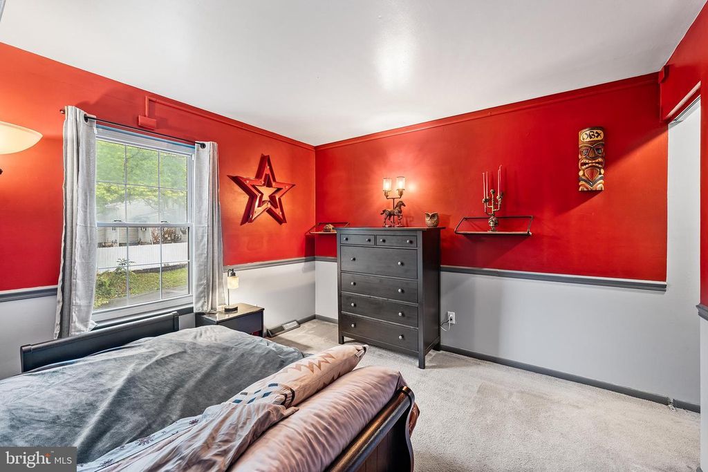 Image 14 of property listing at 2620 TULIP AVE, Halethorpe, MD 21227