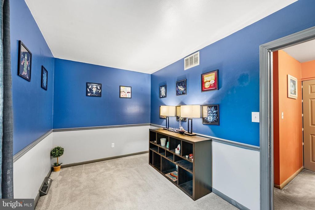 Image 16 of property listing at 2620 TULIP AVE, Halethorpe, MD 21227
