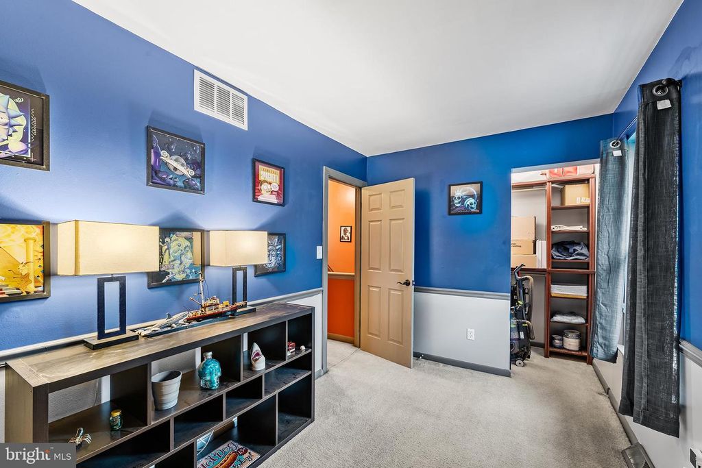 Image 17 of property listing at 2620 TULIP AVE, Halethorpe, MD 21227