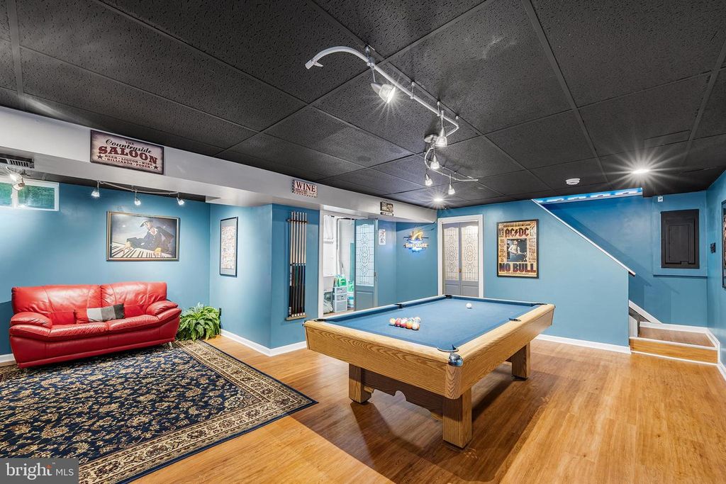 Image 21 of property listing at 2620 TULIP AVE, Halethorpe, MD 21227