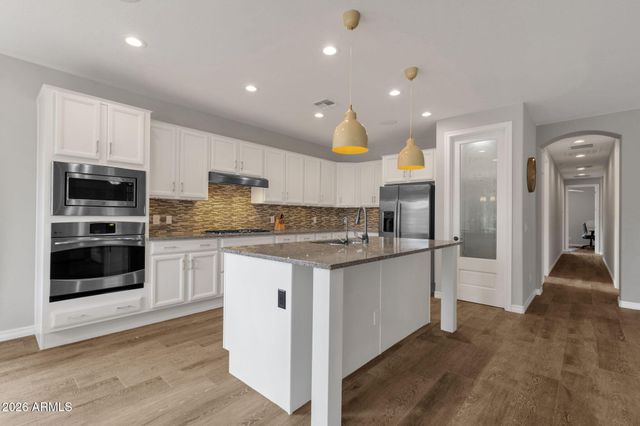 1232 E ZION Way, Chandler, AZ 85249
