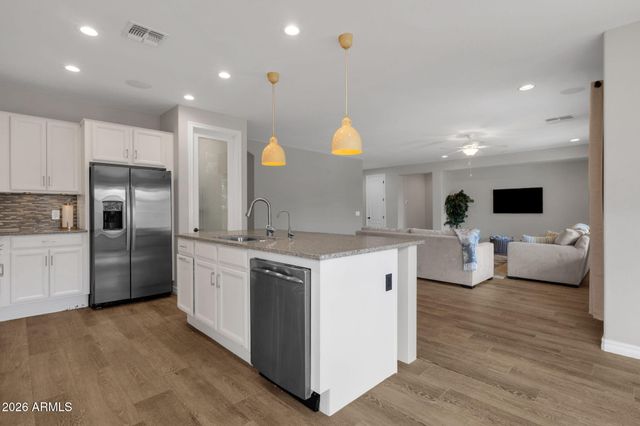 1232 E ZION Way, Chandler, AZ 85249
