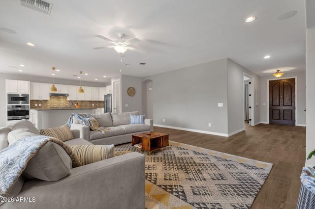 1232 E ZION Way, Chandler, AZ 85249