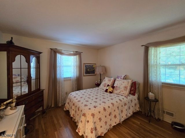 3 Perrelli Ln, Jefferson Twp., NJ 07438