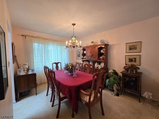 3 Perrelli Ln, Jefferson Twp., NJ 07438