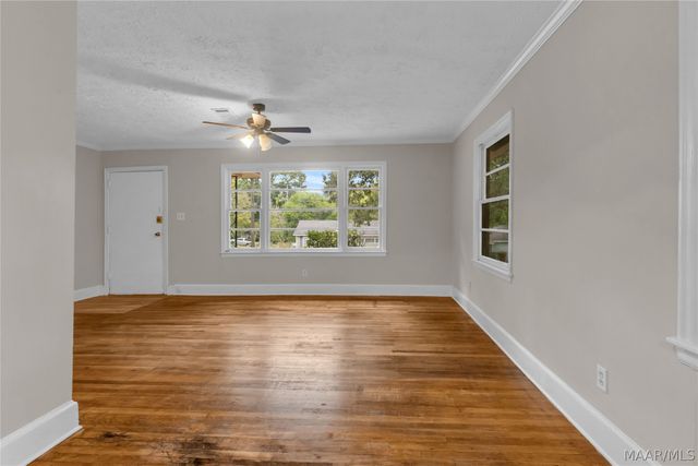 1904 YARBROUGH Street, Montgomery, AL 36110