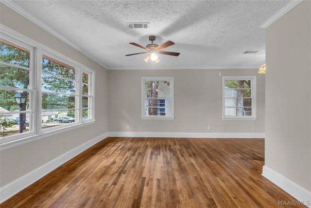 1904 YARBROUGH Street, Montgomery, AL 36110