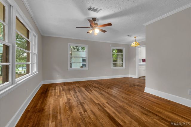 1904 YARBROUGH Street, Montgomery, AL 36110
