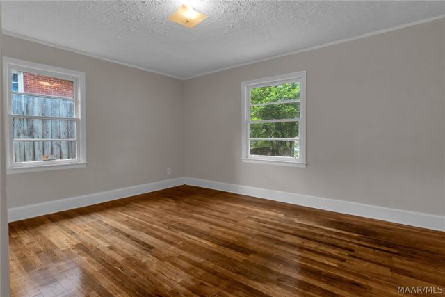 1904 YARBROUGH Street, Montgomery, AL 36110