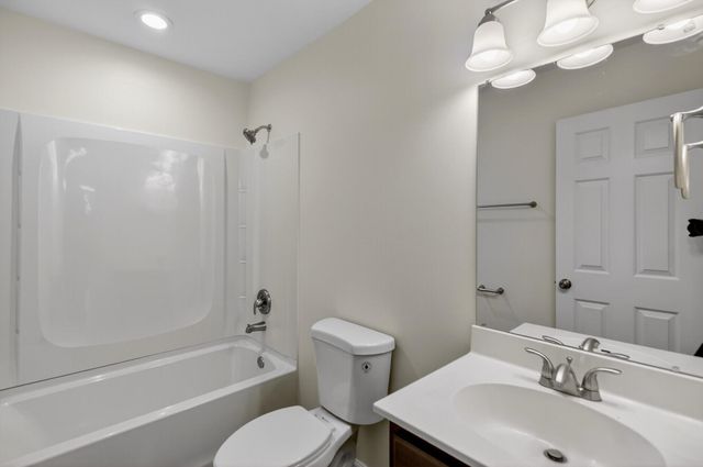 106 Meadowvale Lane, Moncks Corner, SC 29461