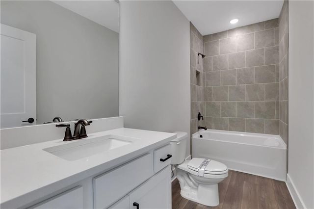 308 Bull Shoals Way, Hoschton, GA 30548