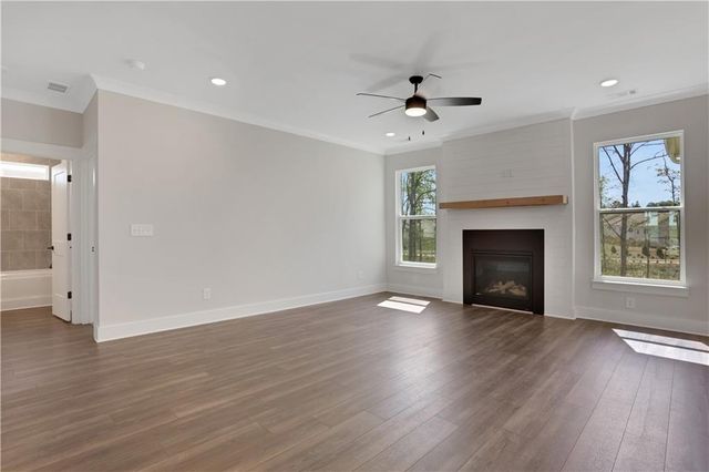 308 Bull Shoals Way, Hoschton, GA 30548