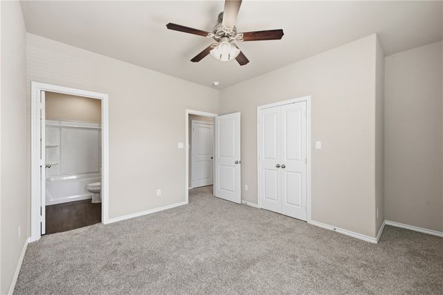 536 Momma Bear Drive, College Station, TX 77845