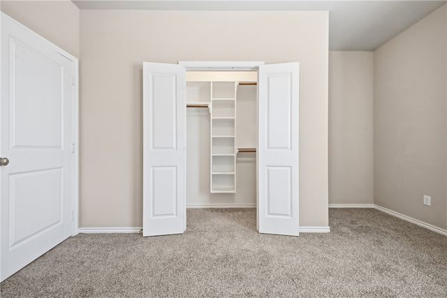 536 Momma Bear Drive, College Station, TX 77845