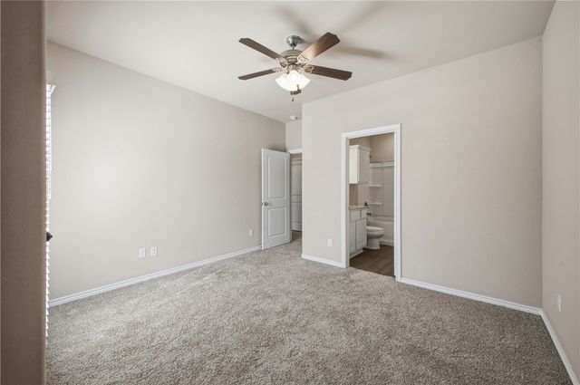 536 Momma Bear Drive, College Station, TX 77845