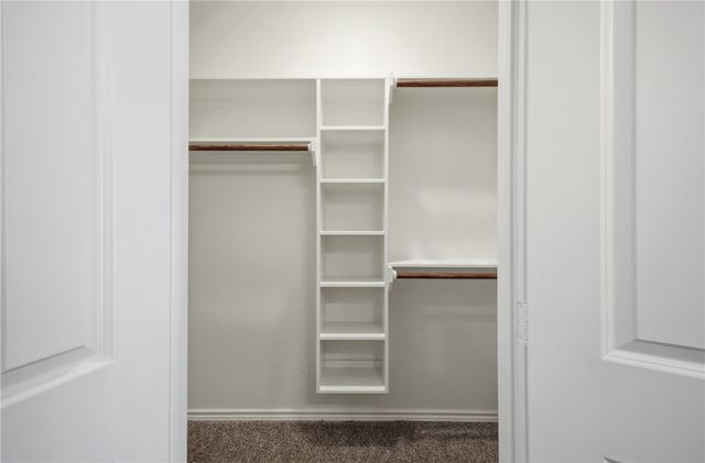 536 Momma Bear Drive, College Station, TX 77845