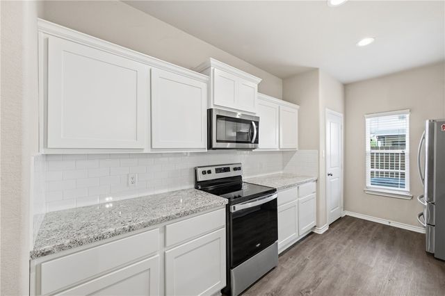 536 Momma Bear Drive, College Station, TX 77845