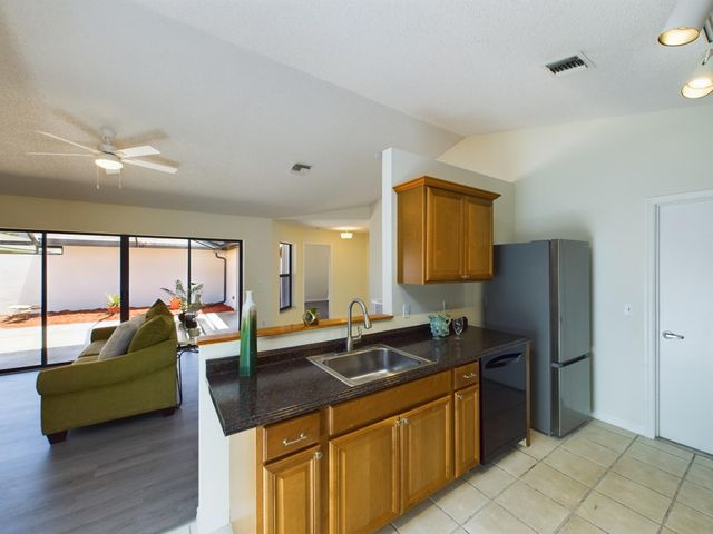 6256 Mirror Lake Court, 6256, Sebastian, FL 32958