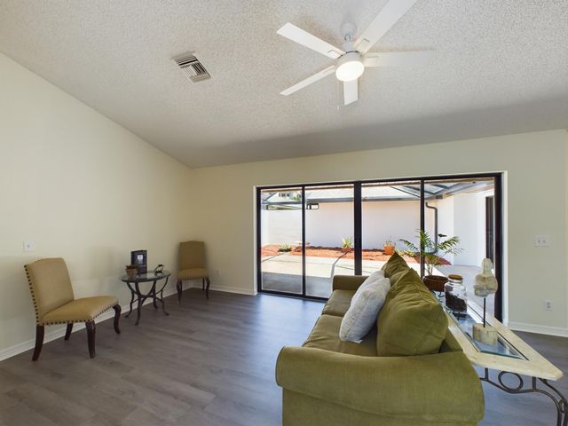 6256 Mirror Lake Court, 6256, Sebastian, FL 32958