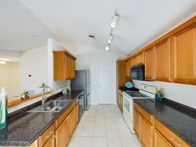 6256 Mirror Lake Court, 6256, Sebastian, FL 32958