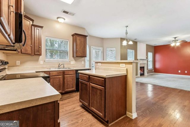 8833 Patricia Rose, Douglasville, GA 30134