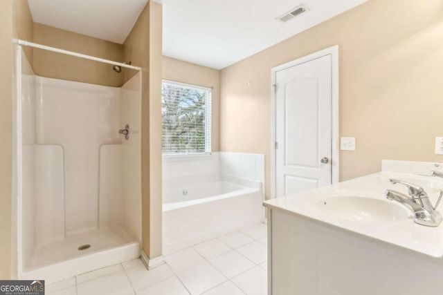 8833 Patricia Rose, Douglasville, GA 30134