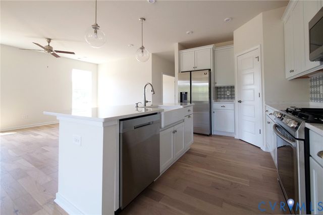02 Canoe Pointe Loop, Chesterfield, VA 23120