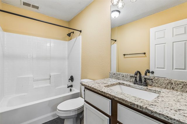 416 S Harrison Street, Pilot Point, TX 76258
