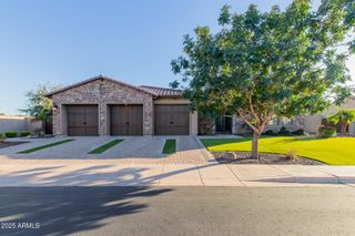 3305 E KENWOOD Street, Mesa, AZ 85213